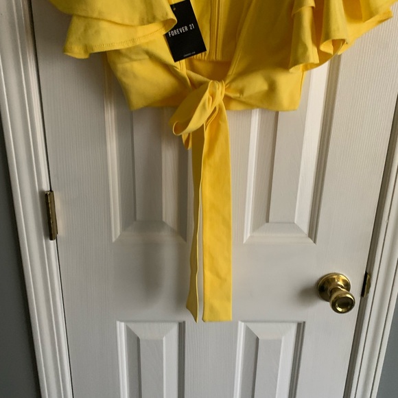 Bright yellow crop top with tie size small - Picture 6 of 9